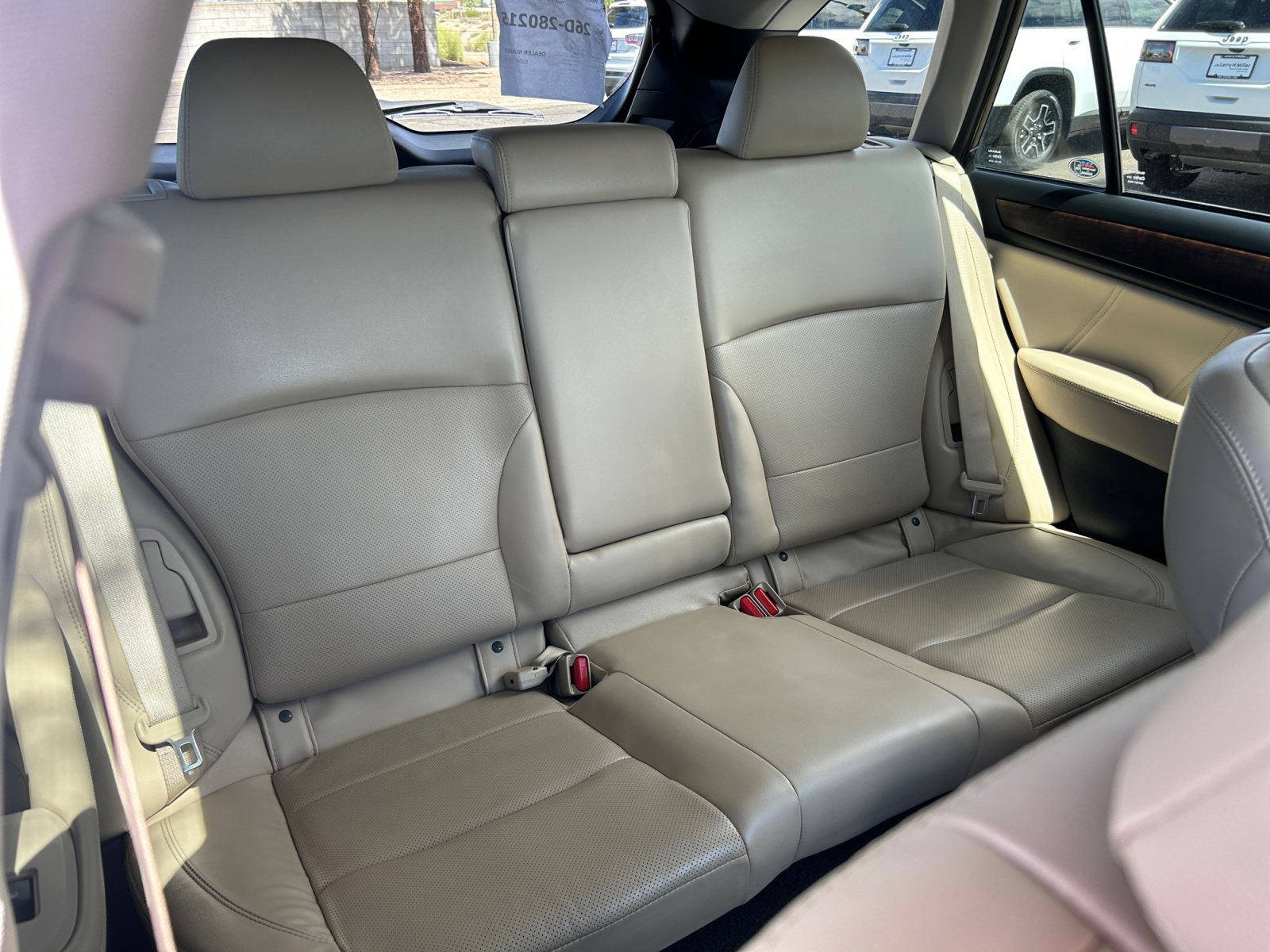 Used 2019 Subaru Outback 3.6R Limited AWD/4WD image 18