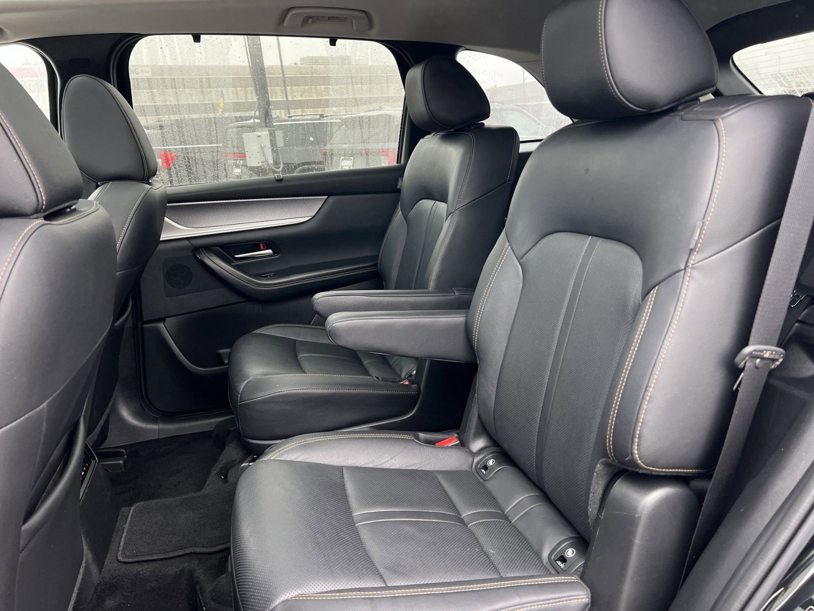 Used 2024 MAZDA CX-90 Plug-In Hybrid w/ Premium Pkg image 24