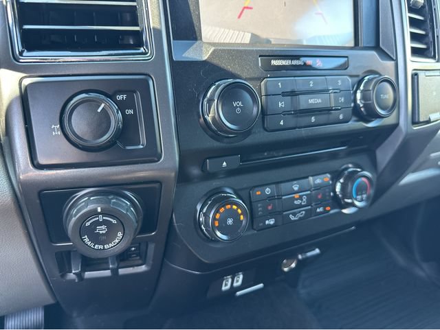 Used 2018 Ford F150 XLT w/ Equipment Group 302A Luxury RWD image 24
