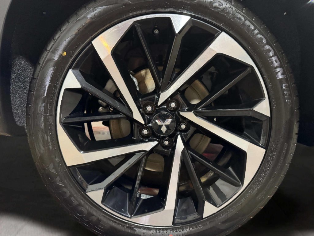 Used 2024 Mitsubishi Outlander SEL AWD/4WD image 31