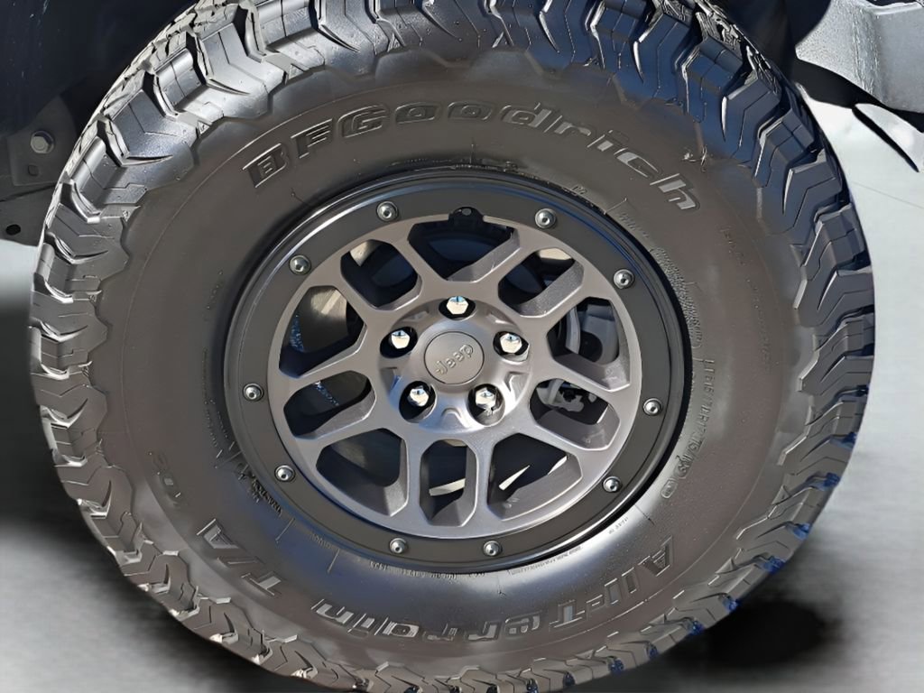 Used 2023 Jeep Wrangler Unlimited Sport image 6