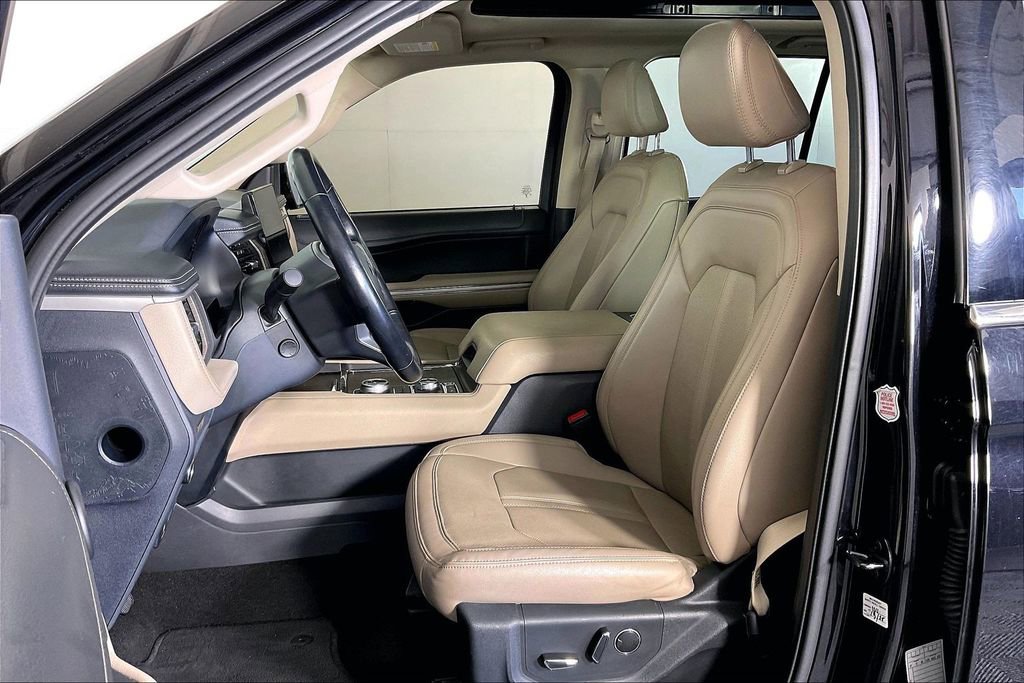 Used 2023 Ford Expedition Max Limited image 35