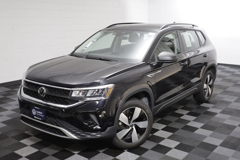 Certified 2024 Volkswagen Taos S AWD/4WD image 2