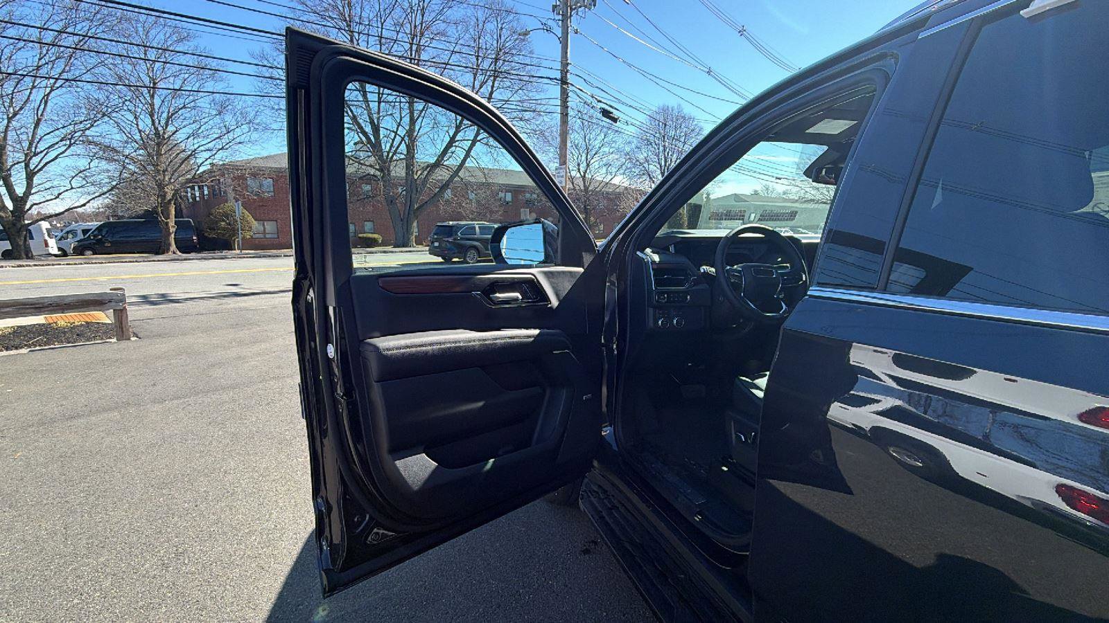 New 2026 GMC Yukon Denali image 16