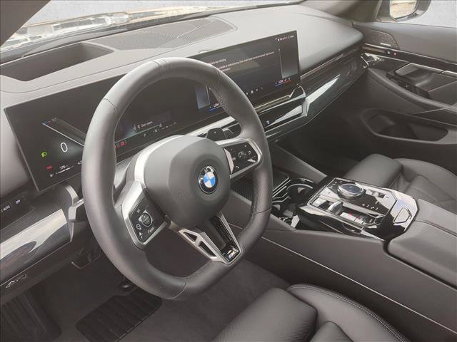 Used 2026 BMW 530i xDrive AWD/4WD image 10