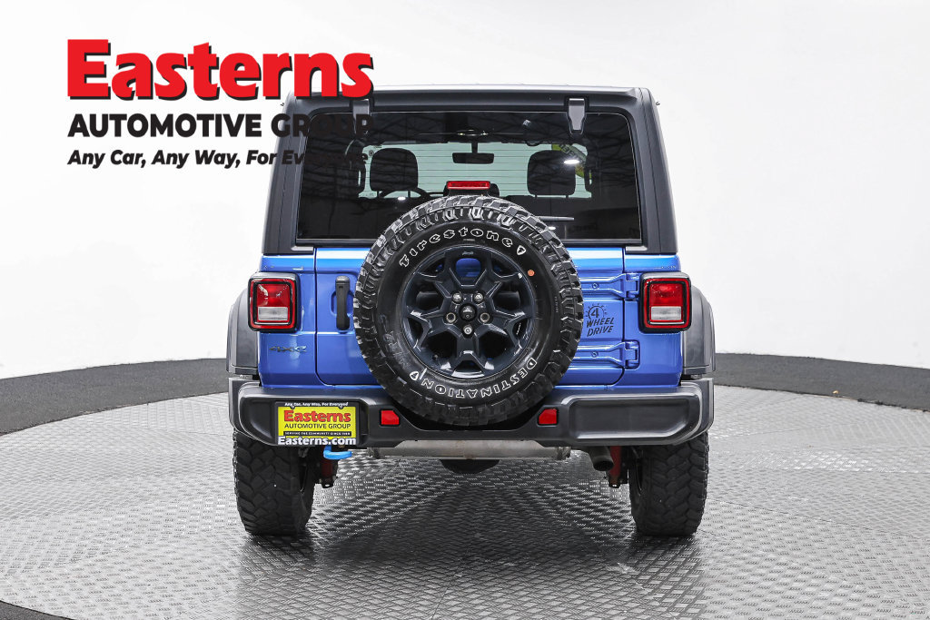 Used 2023 Jeep Wrangler Unlimited w/ Cold Weather Group AWD/4WD image 8