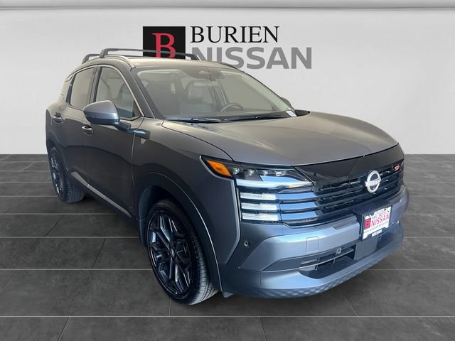 Used 2025 Nissan Kicks SR AWD/4WD image 7
