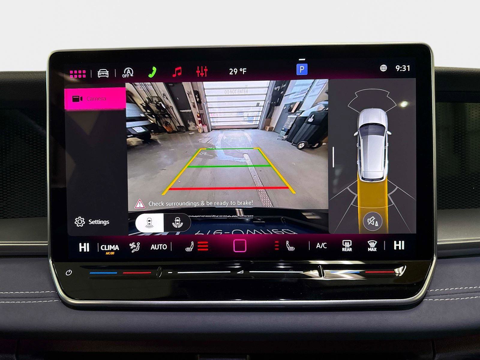 New 2026 Volkswagen Tiguan SE image 25