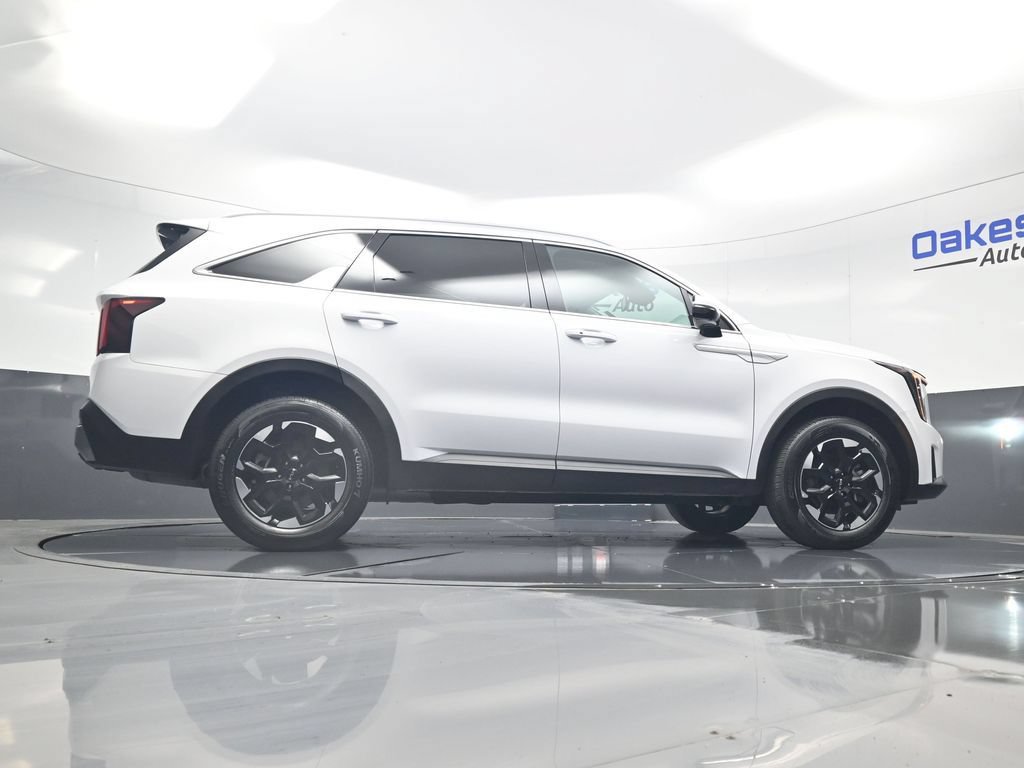 Certified 2026 Kia Sorento S AWD/4WD image 47