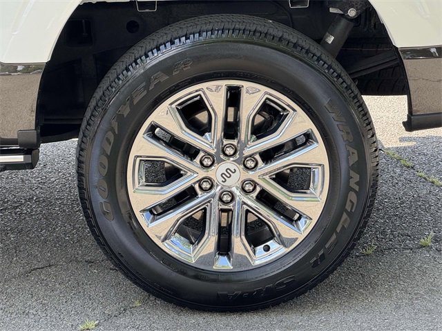 Used 2024 Ford F150 King Ranch w/ FX4 Off-Road Package image 9