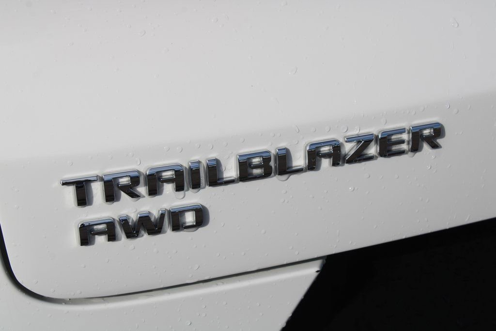 Used 2025 Chevrolet TrailBlazer LT image 10