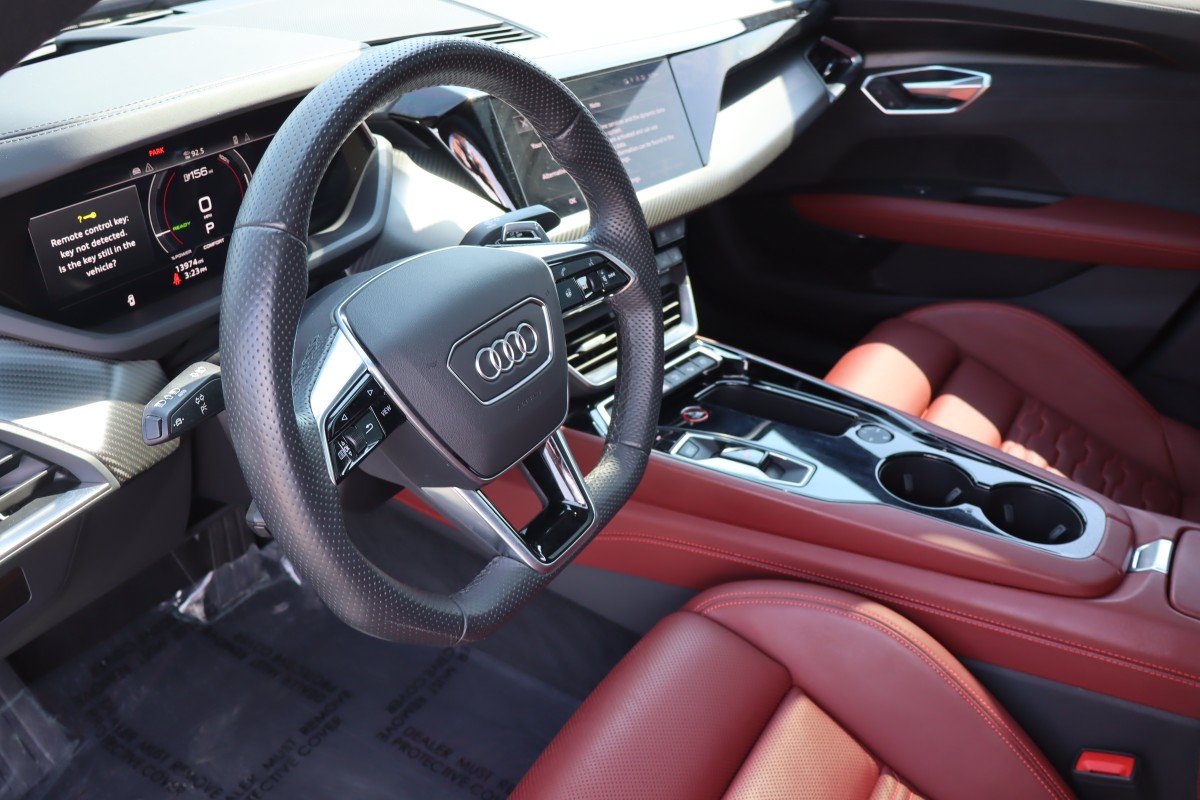 Used 2023 Audi e-tron GT Prestige w/ Prestige Package AWD/4WD image 24