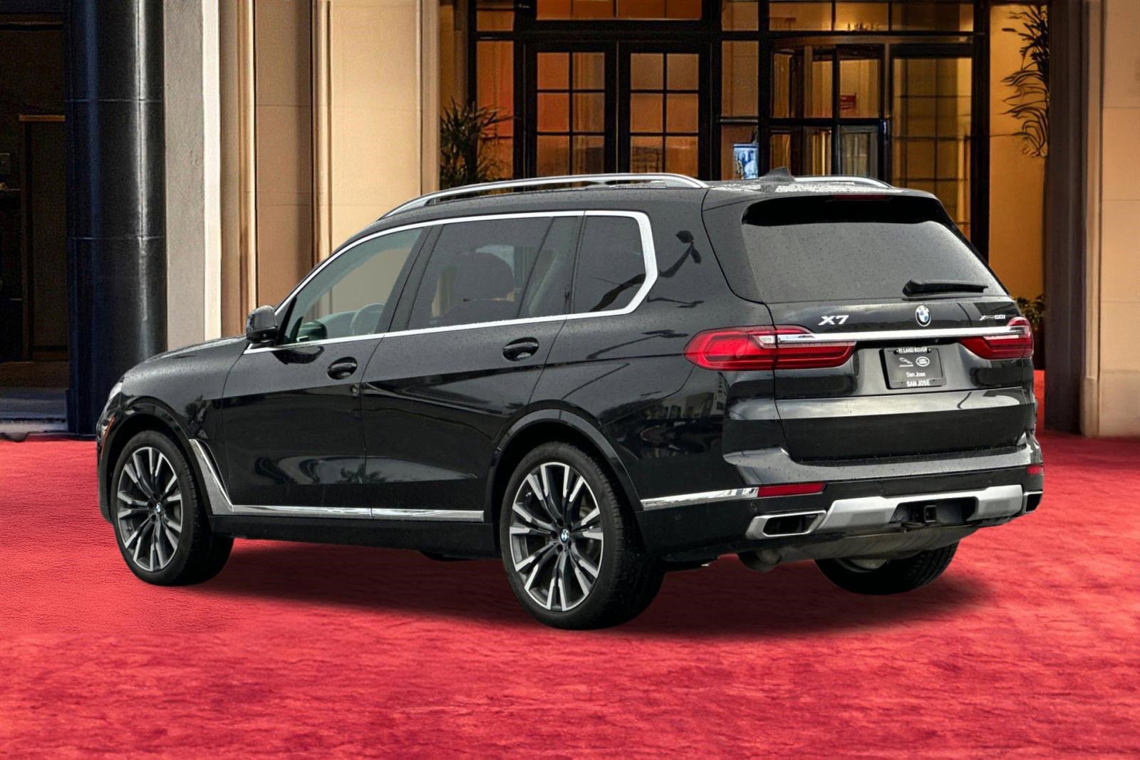 Used 2019 BMW X7 xDrive50i image 3