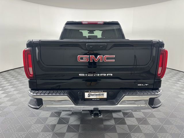 Used 2024 GMC Sierra 1500 SLT AWD/4WD image 3