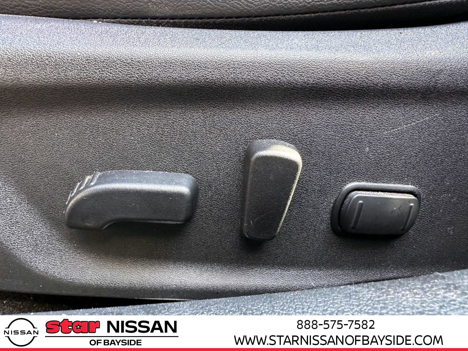 Certified 2022 Nissan Sentra SR w/ Trunk Package image 15