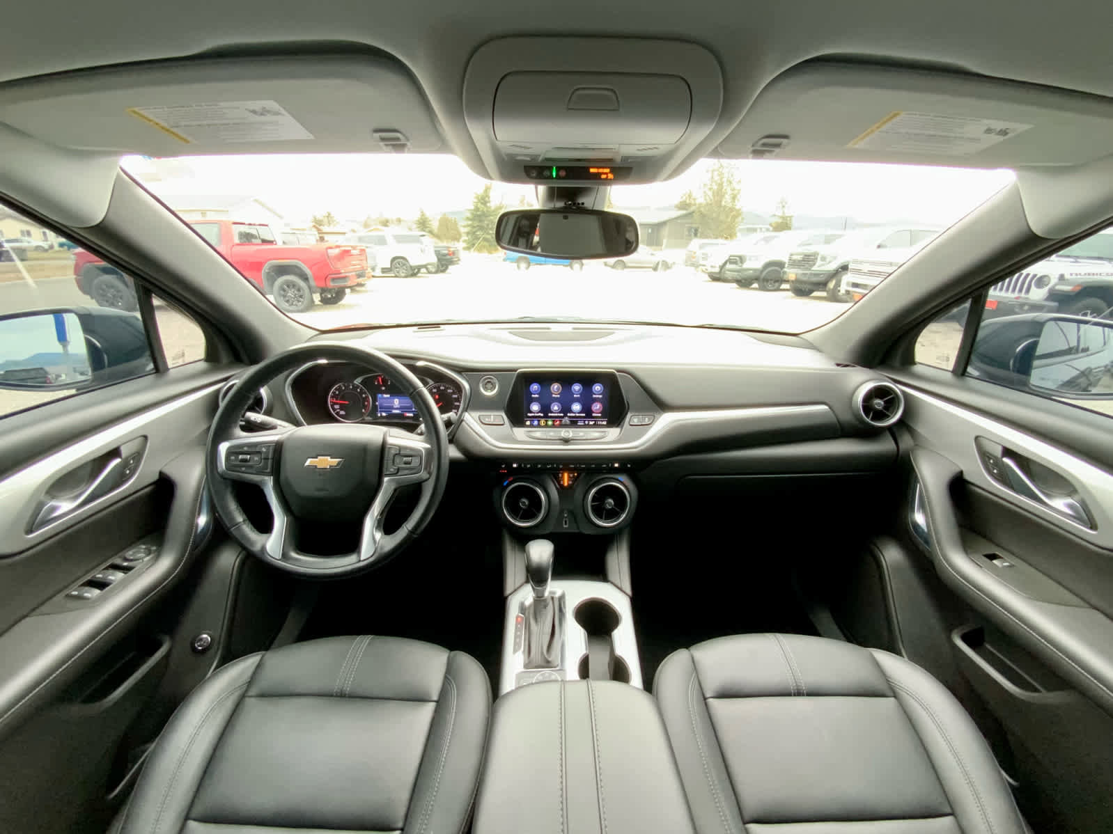 Used 2022 Chevrolet Blazer LT image 32