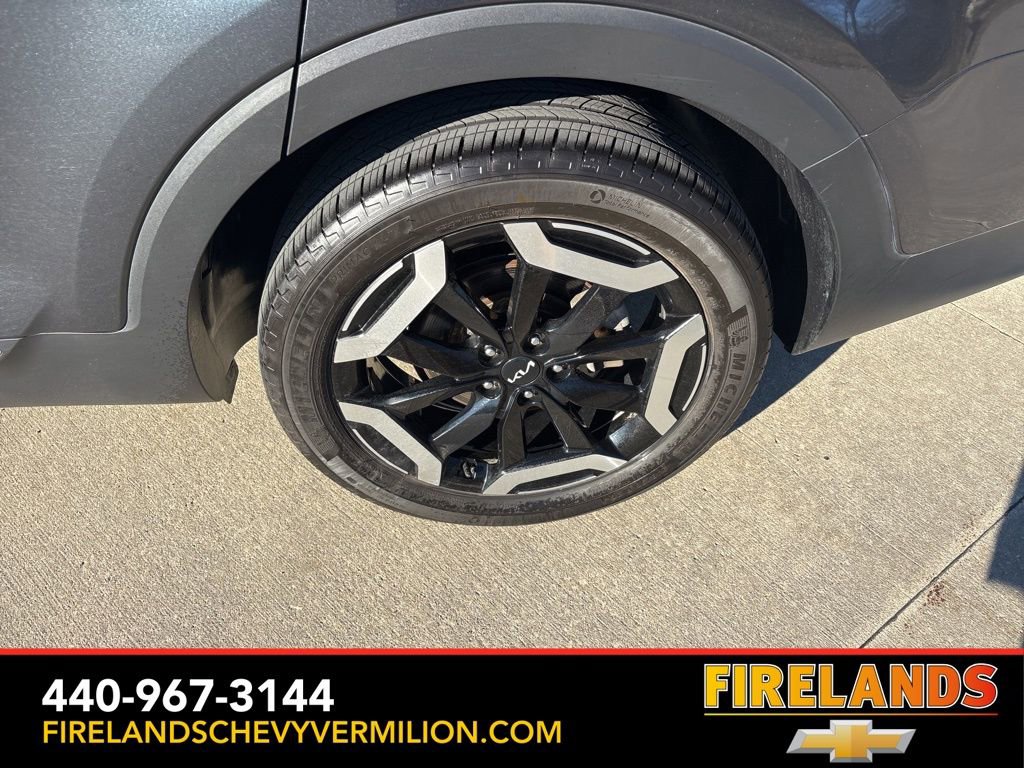 Used 2023 Kia Telluride EX w/ EX Captain's Chair Package image 57