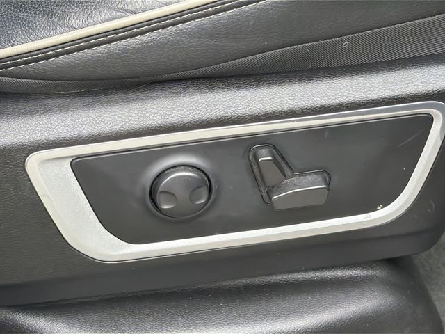 Used 2022 RAM 1500 Laramie AWD/4WD image 34