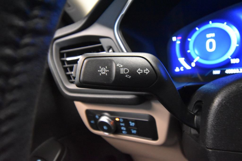 Used 2020 Ford Escape Titanium AWD/4WD image 16