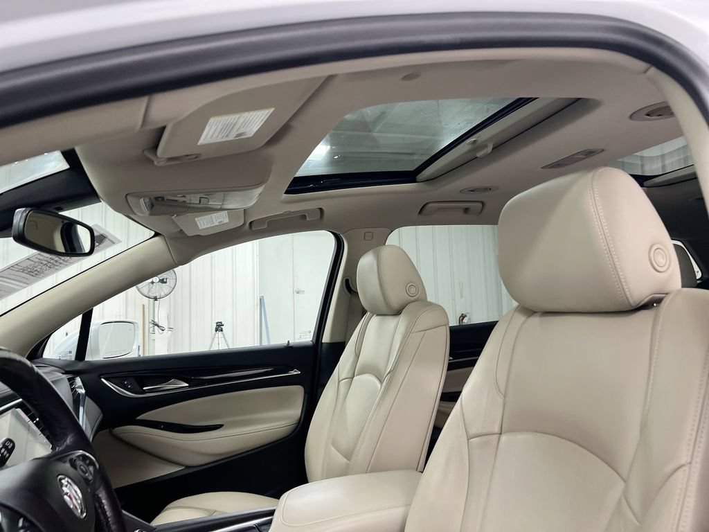 Used 2020 Buick Enclave Premium w/ Sun and Sites Package AWD/4WD image 20