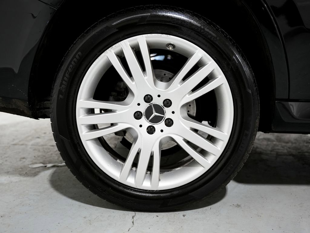 Used 2013 Mercedes-Benz GLK 350 4MATIC image 40