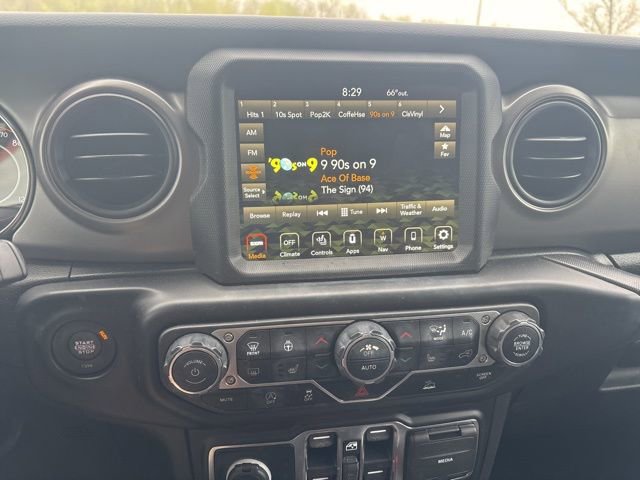 Used 2022 Jeep Wrangler Unlimited Sport image 36