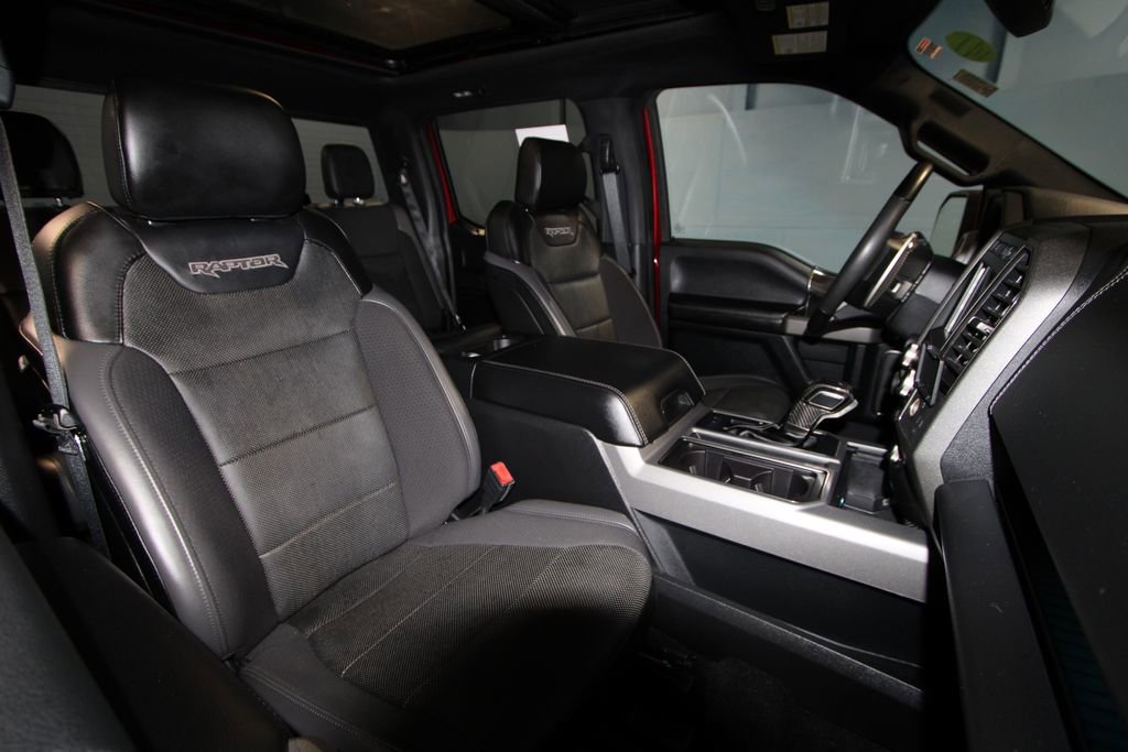Used 2019 Ford F150 Raptor w/ Equipment Group 802A Luxury image 26