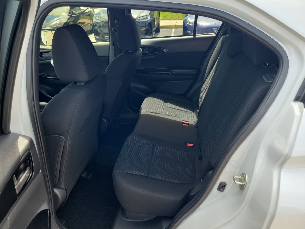 Used 2022 Mitsubishi Eclipse Cross LE FWD image 9