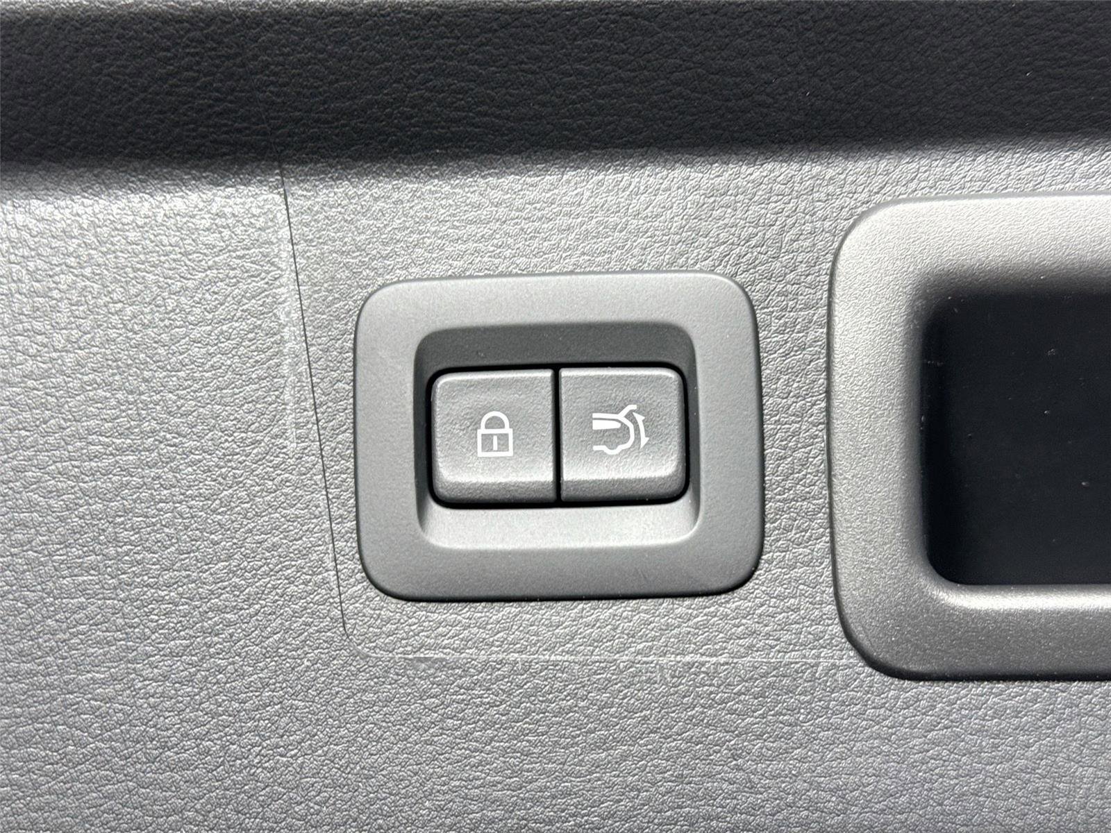 Used 2026 MAZDA CX-50 Meridian Edition w/ Apex Package image 43