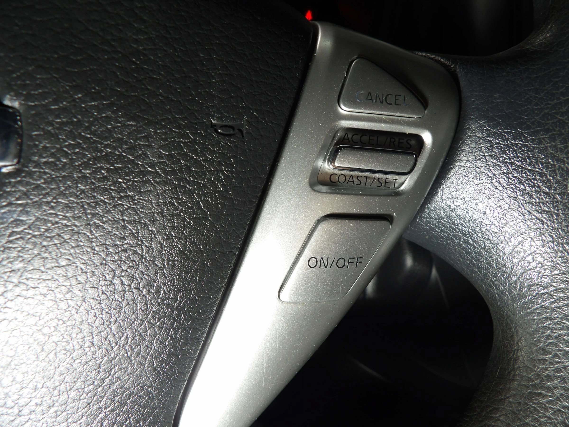 Used 2019 Nissan Versa S Plus image 18