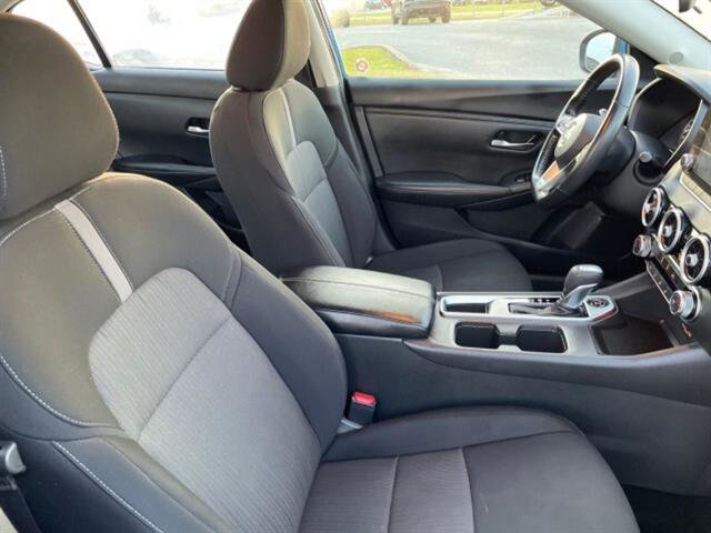 Used 2023 Nissan Sentra SV image 9