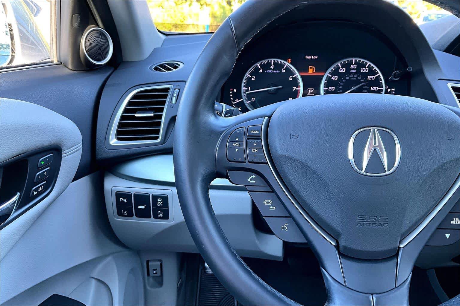 Used 2018 Acura RDX w/ Advance Package AWD/4WD image 25