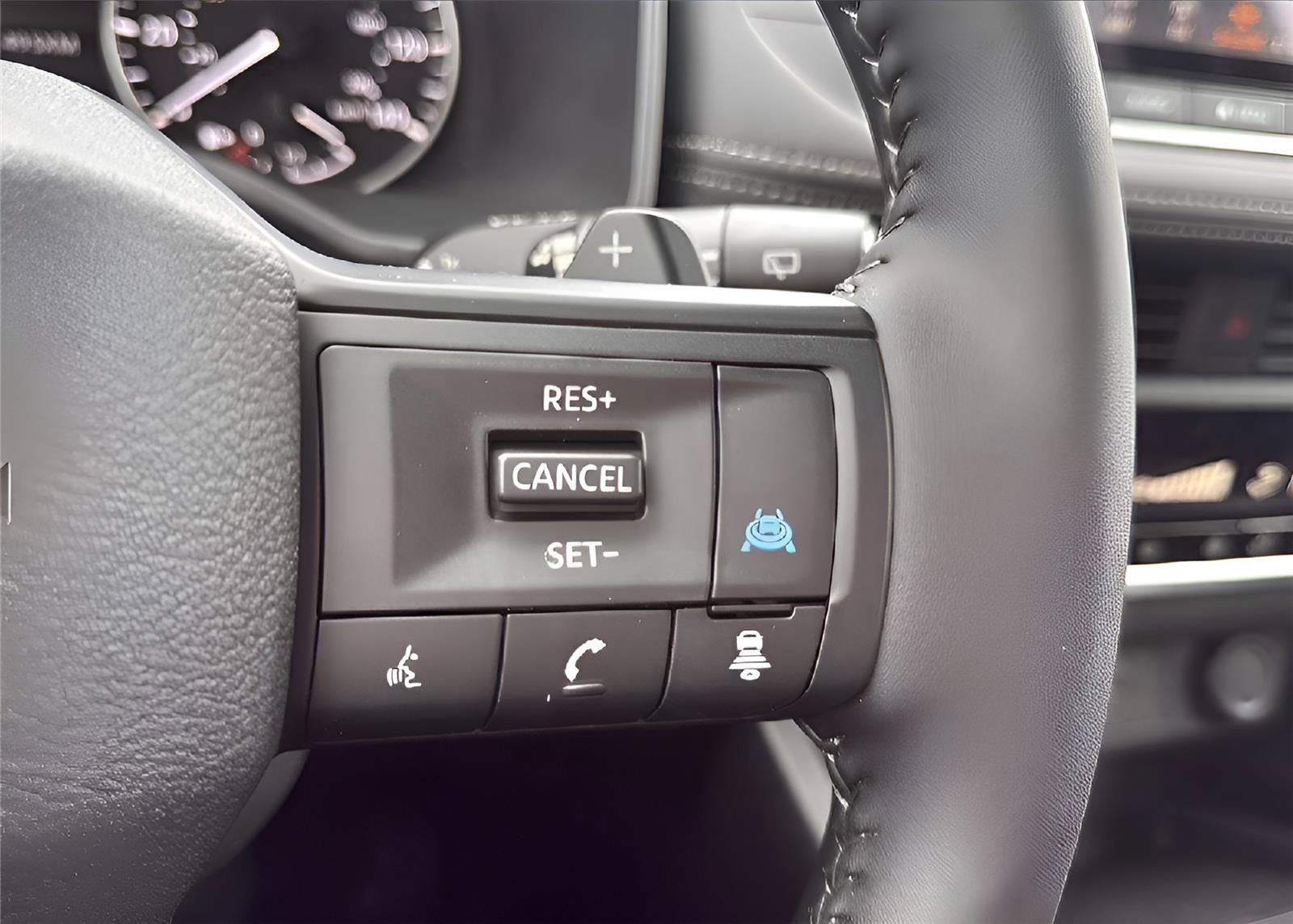 New 2026 Nissan Rogue SV FWD image 25