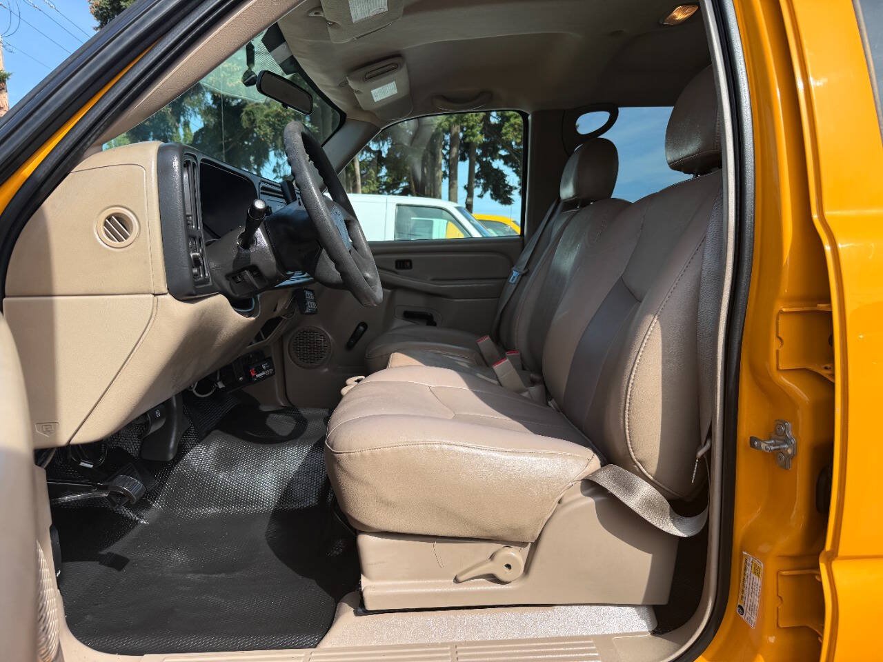 Used 2007 Chevrolet Silverado 2500 W/T RWD image 12