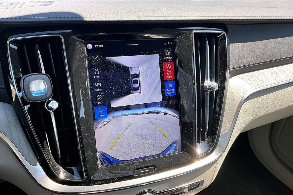 Used 2024 Volvo S60 B5 Ultimate w/ Climate Package image 21