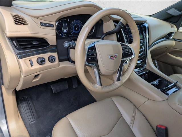 Used 2018 Cadillac Escalade ESV Platinum AWD/4WD image 10