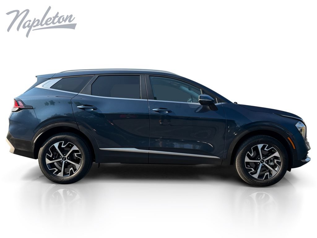 Used 2023 Kia Sportage EX AWD/4WD image 7