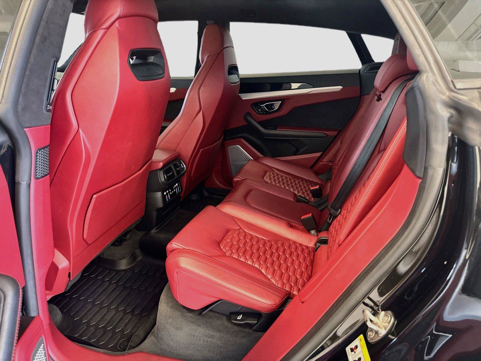 Used 2020 Lamborghini Urus AWD/4WD image 25