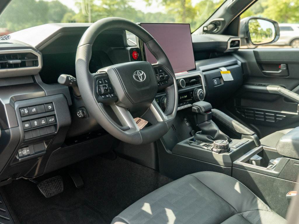 New 2026 Toyota 4Runner TRD Off-Road Premium AWD/4WD image 11