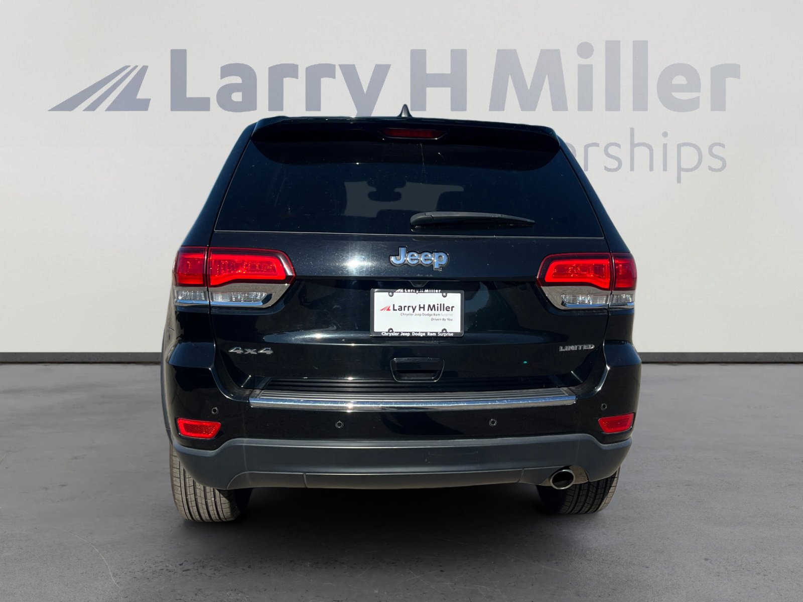 Used 2022 Jeep Grand Cherokee Limited image 4