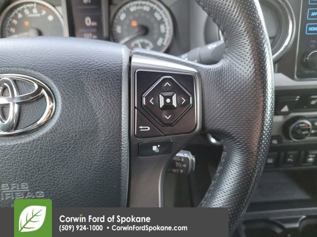 Used 2017 Toyota Tacoma TRD Off-Road image 23
