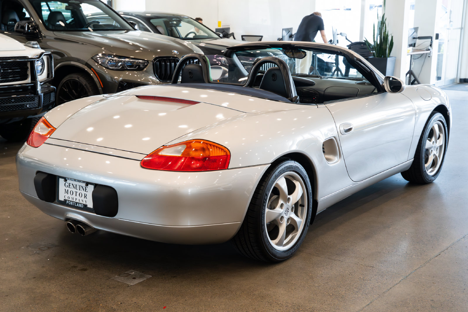 Used 2001 Porsche Boxster RWD image 9