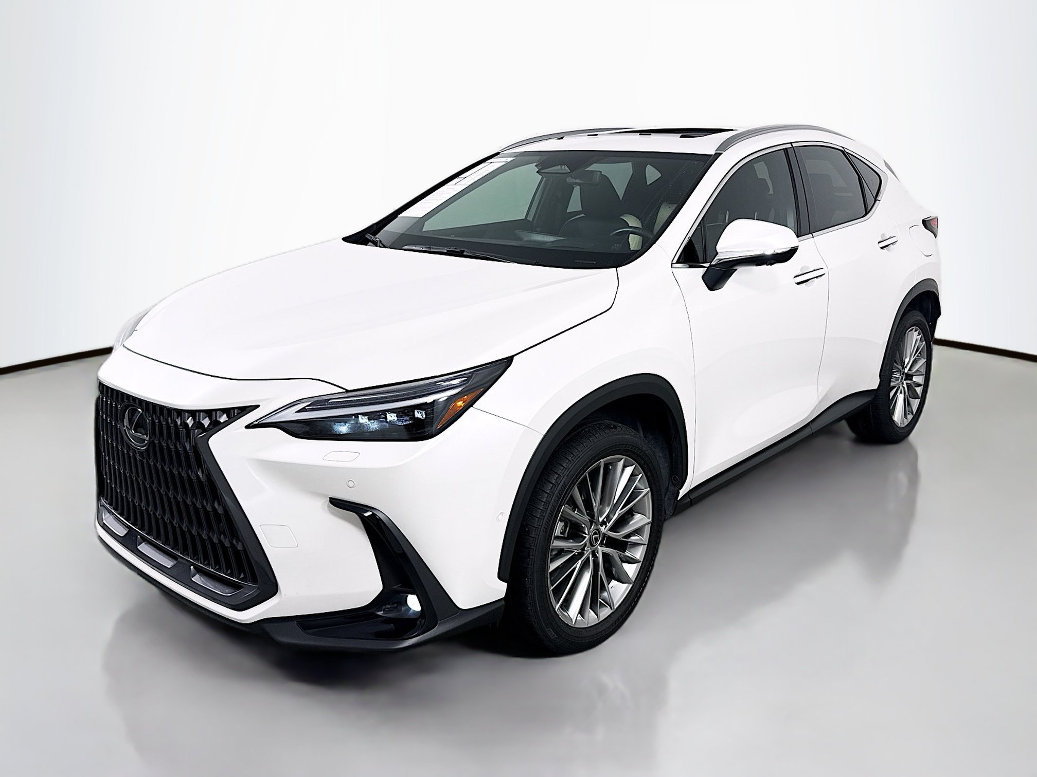 Used 2024 Lexus NX 350h AWD w/ Luxury Package image 3