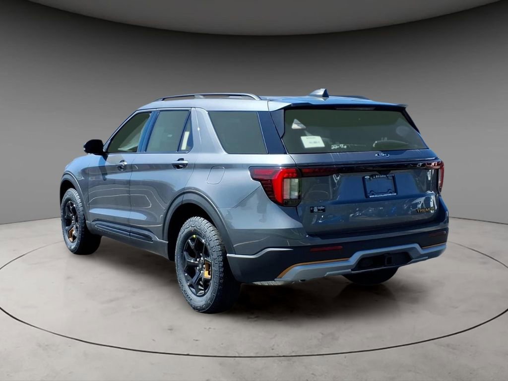 New 2026 Ford Explorer Tremor image 3
