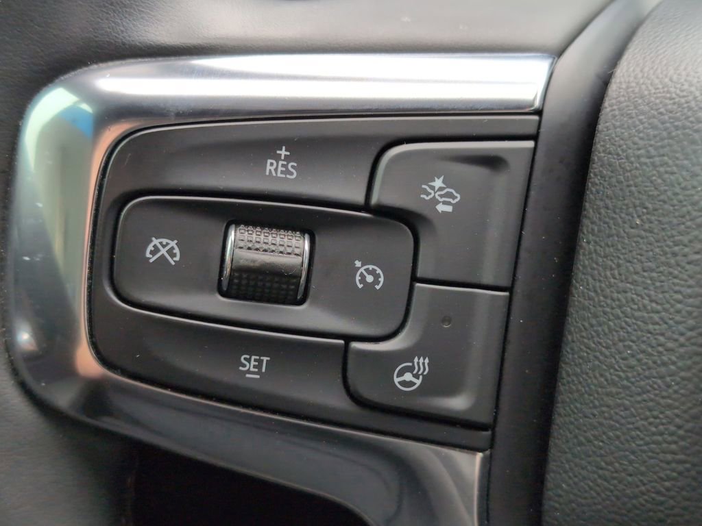 Used 2023 Chevrolet Blazer Premier w/ Driver Confidence II Package FWD image 18