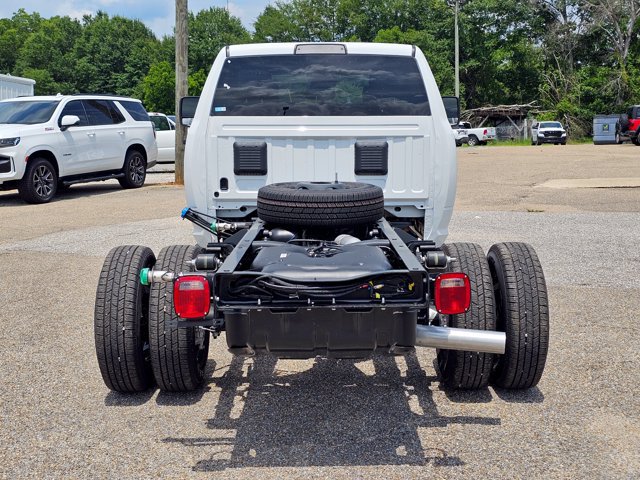 New 2026 RAM 3500 Tradesman AWD/4WD image 25