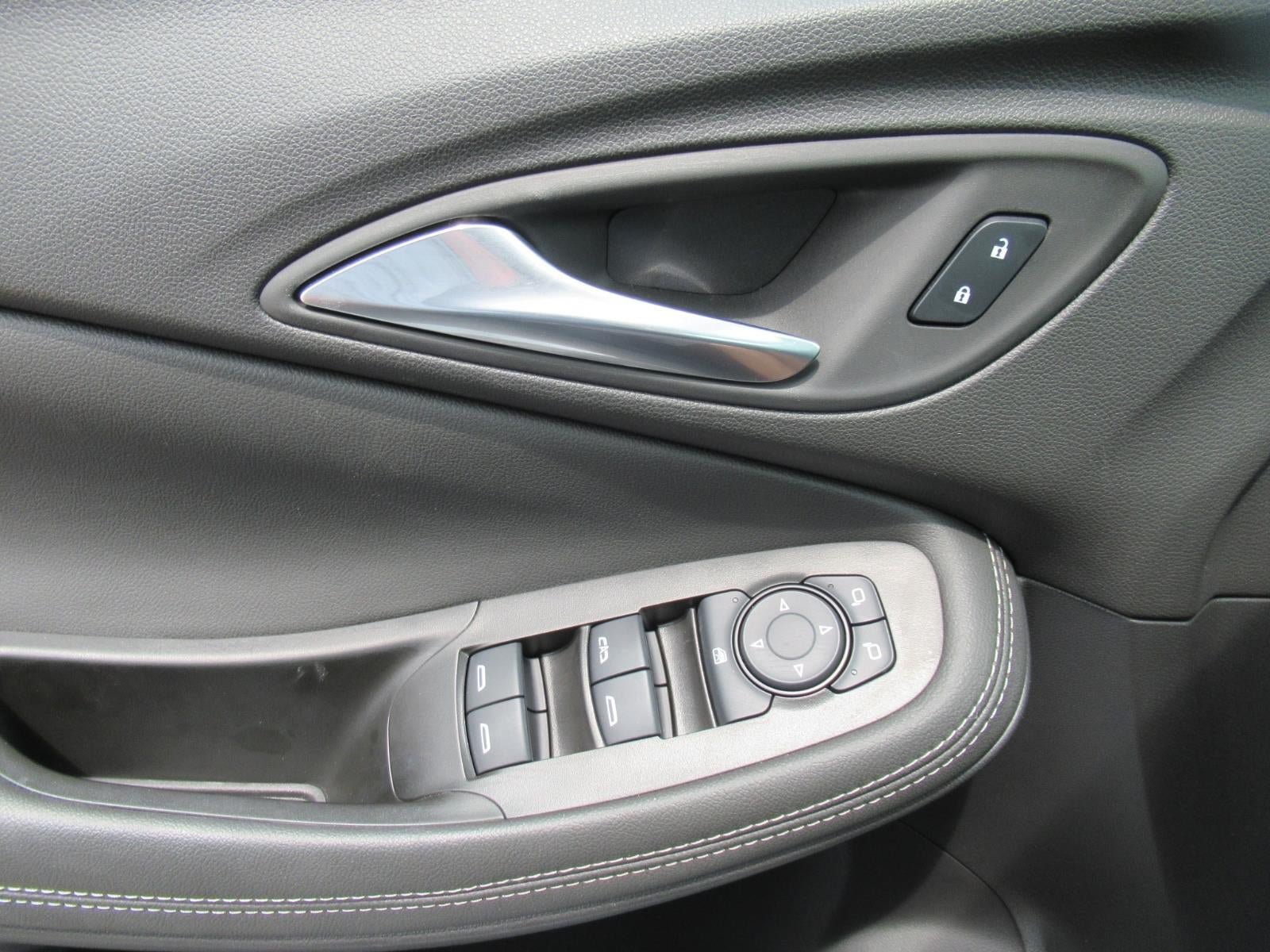 Used 2024 Buick Encore GX Preferred FWD image 20
