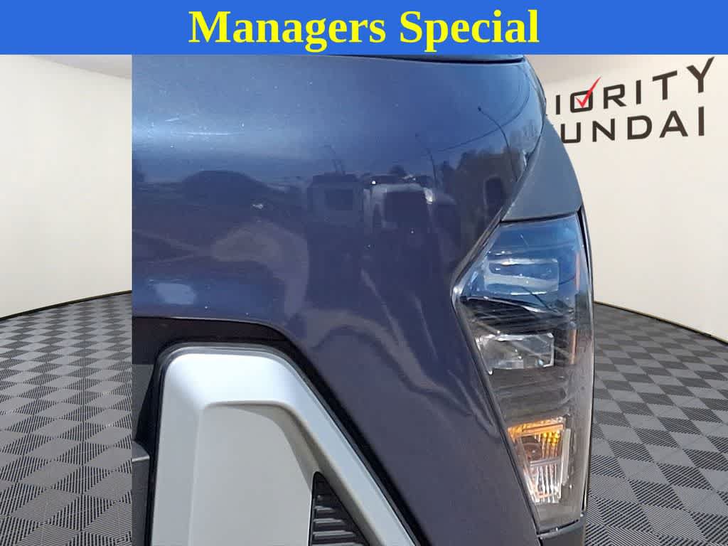 Used 2025 Hyundai Kona SEL AWD/4WD image 8