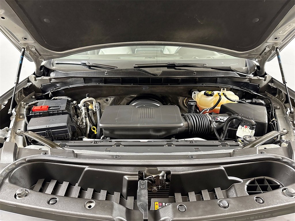 Certified 2023 Chevrolet Suburban Z71 w/ Luxury Package image 30