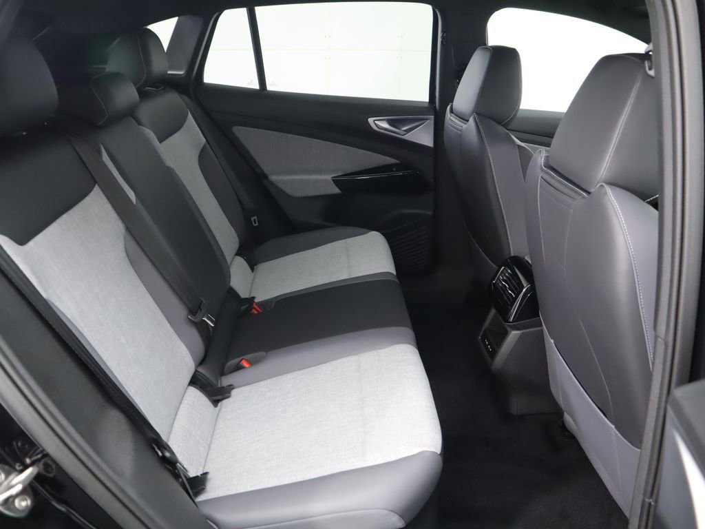 New 2026 Volkswagen ID.4 Pro image 23